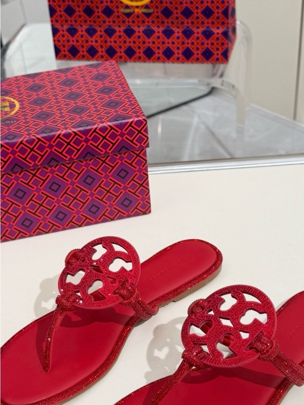 Women's Red Logo-Embellished Slide Sandals